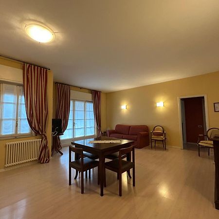 Residenza Dei Fiori Aparthotel Cannero Riviera Buitenkant foto