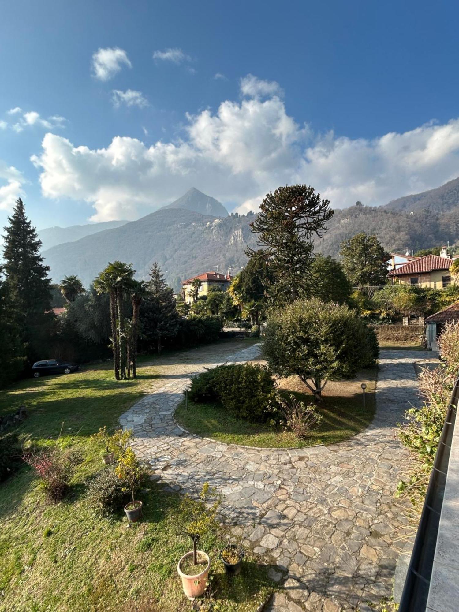 Residenza Dei Fiori Aparthotel Cannero Riviera Buitenkant foto