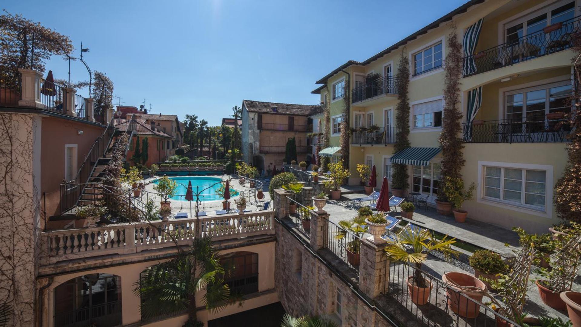 Residenza Dei Fiori Aparthotel Cannero Riviera Buitenkant foto