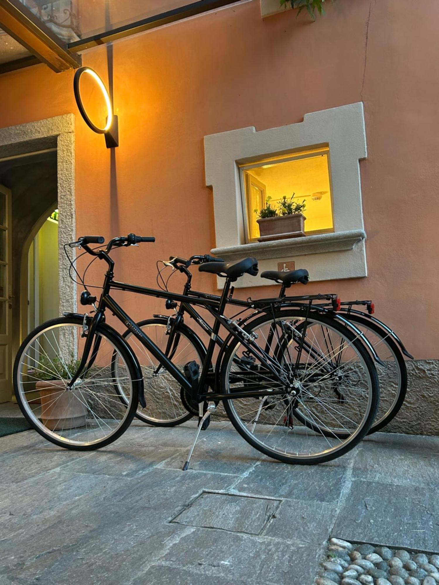 Residenza Dei Fiori Aparthotel Cannero Riviera Buitenkant foto